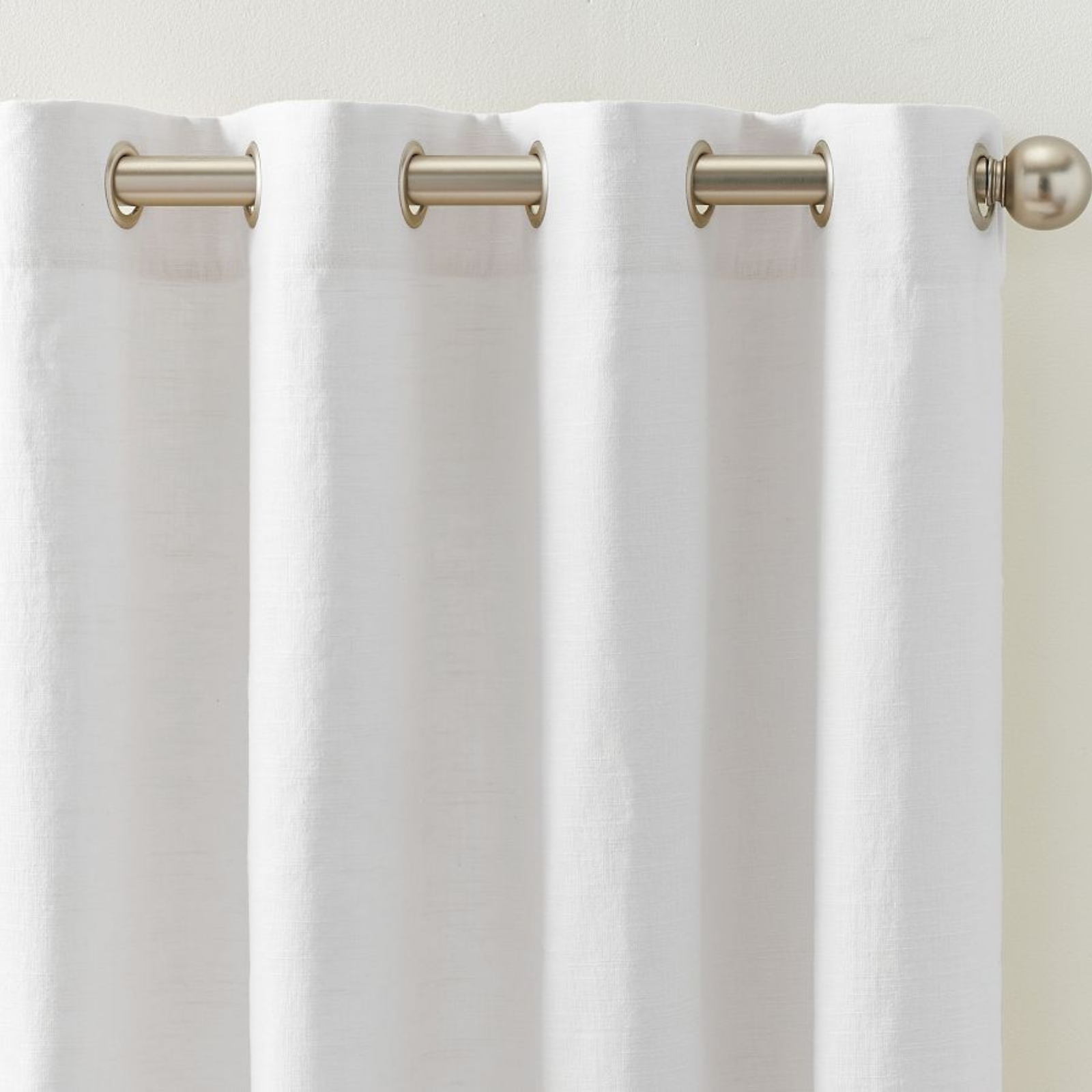 Sunny Linen Blackout Curtain Grommet