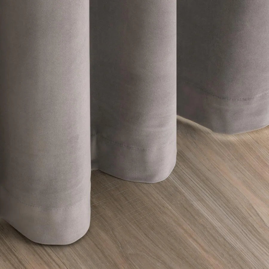 Luna Velvet Minimalist Curtain Grommet